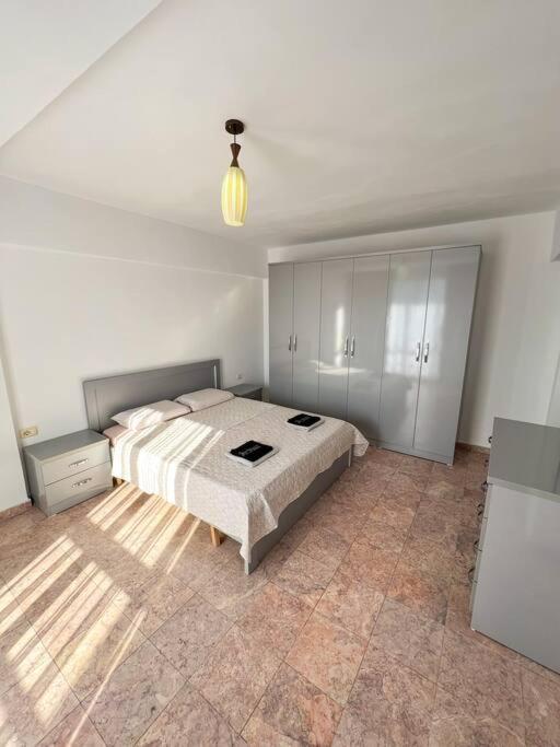 Scanderbeg Square 2br * Tirana