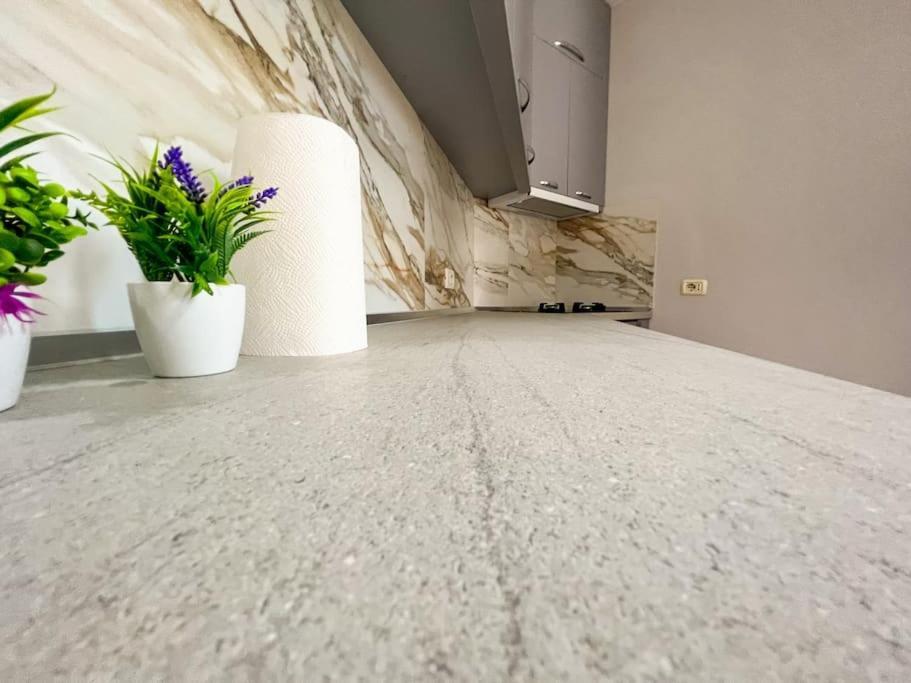 Scanderbeg Square 2br * Tirana